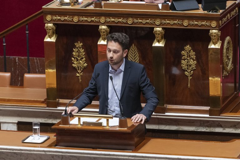 « Madame la ministre de la Santé : vous ne servirez à rien ! »