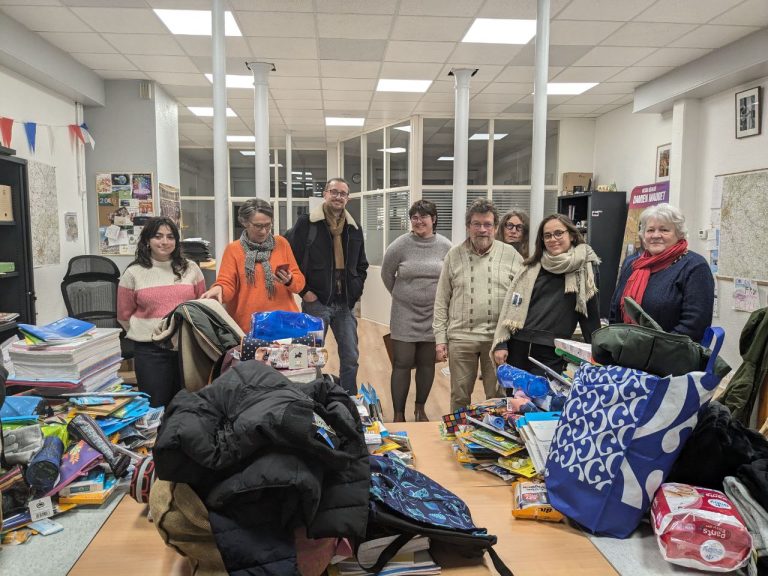 Collecte de vêtements avec Lou Solidaires