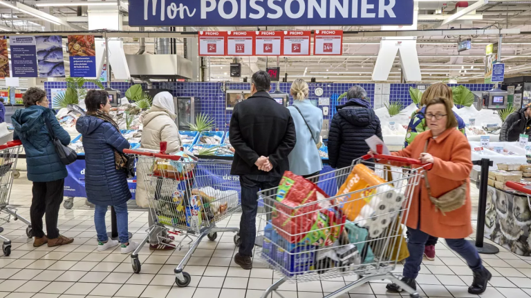 TVA (anti) sociale : l’impôt pour tous !