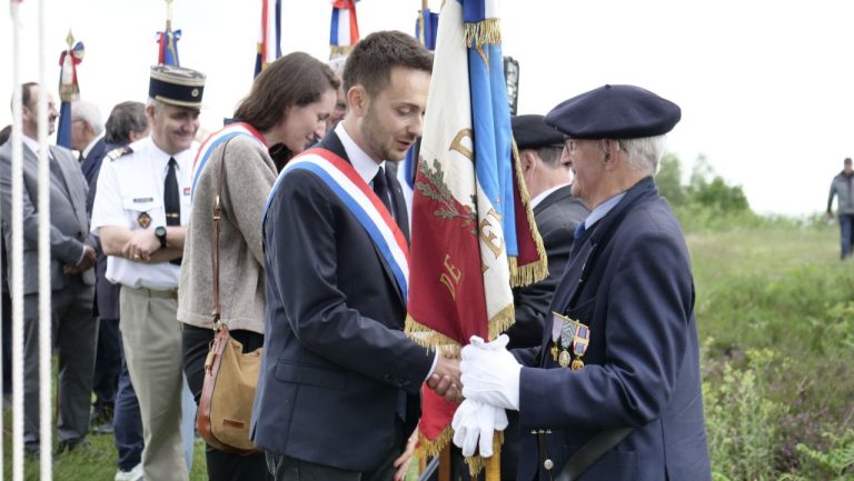 Cérémonie au Mont-Gargan
