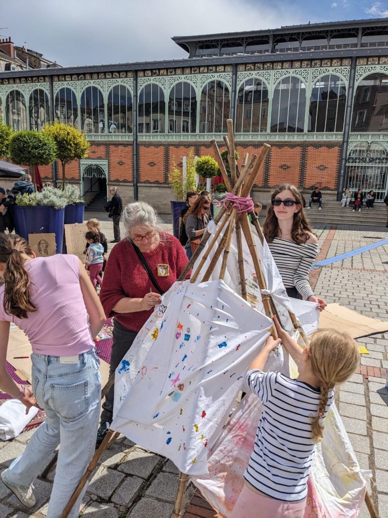 Enfants à la rue : une réalité à Limoges, aussi