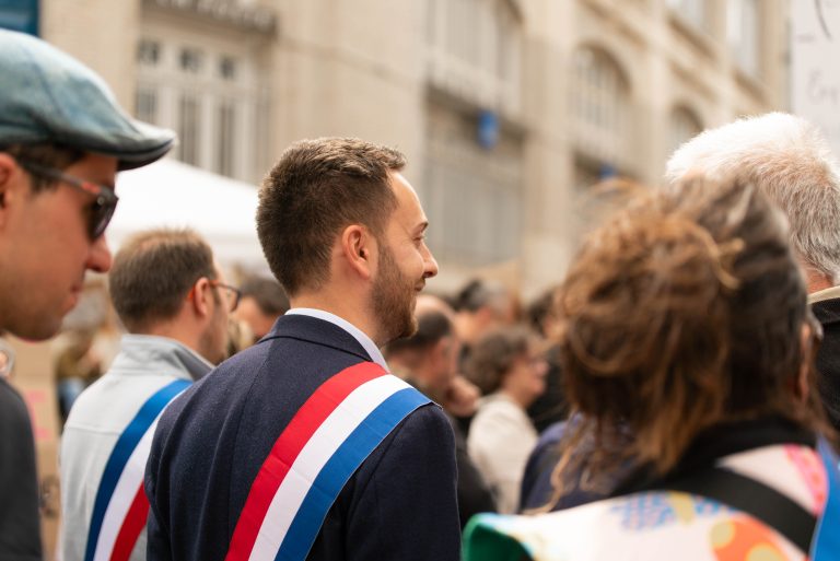 « Je veux pas que ma classe à moi ferme ! »