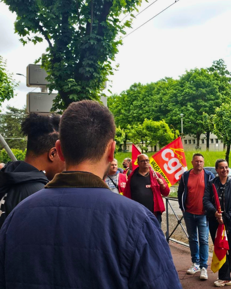 Aux côtés des agents de la CPAM qui ont annoncé une grève illimitée